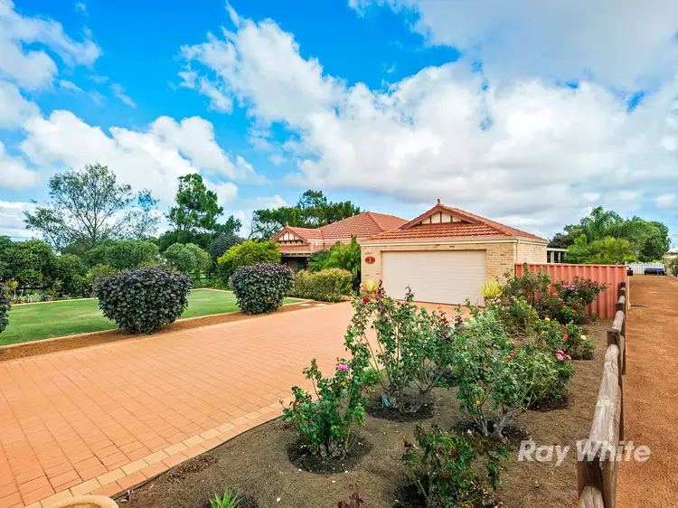 1 Grosvenor Close, Woorree WA 6530