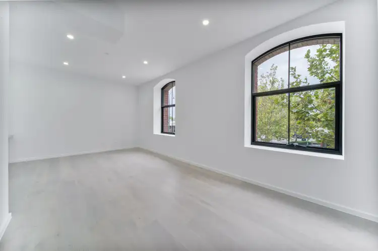 Third view of Homely apartment listing, 1/2-4 Queen Street, Bendigo VIC 3550