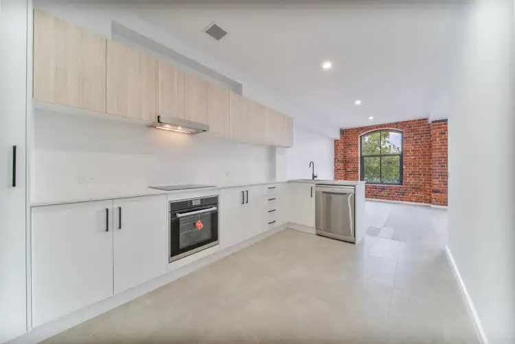 Second view of Homely apartment listing, 5/2-4 Queen Street, Bendigo VIC 3550