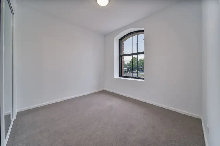 Fourth view of Homely apartment listing, 5/2-4 Queen Street, Bendigo VIC 3550