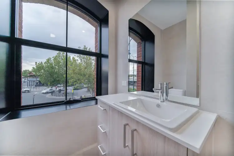 Fifth view of Homely apartment listing, 5/2-4 Queen Street, Bendigo VIC 3550