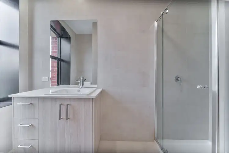 Sixth view of Homely apartment listing, 5/2-4 Queen Street, Bendigo VIC 3550