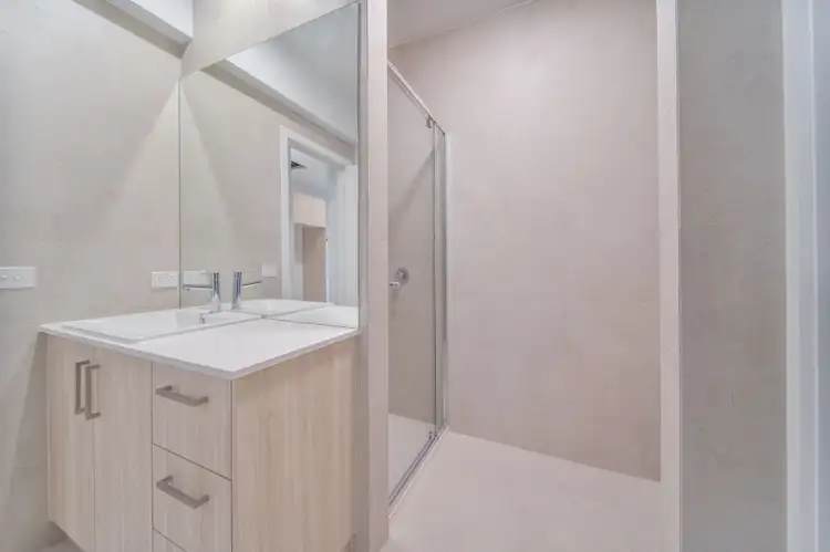 Fifth view of Homely apartment listing, 4/2-4 Queen Street, Bendigo VIC 3550