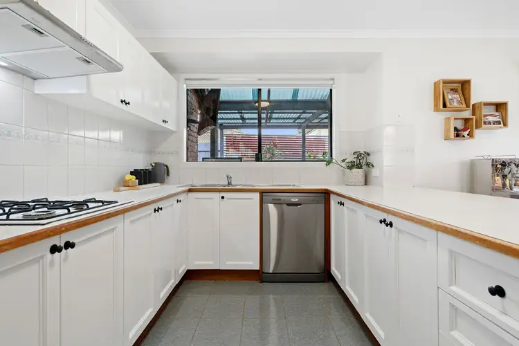 Sixth view of Homely house listing, 22 Heysen Drive, Skye VIC 3977