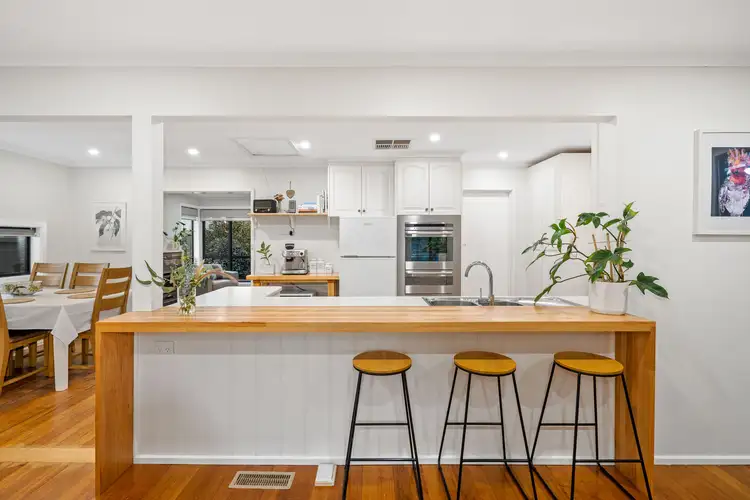 37 Luton Way, Bundoora VIC 3083