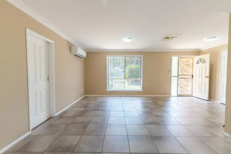 Seventh view of Homely house listing, 74 Staal Crescent, Emerald QLD 4720