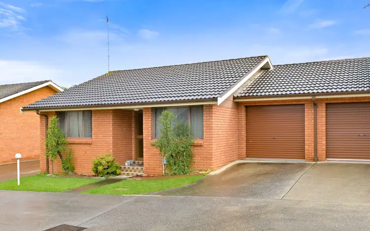 Second view of Homely house listing, 12/58-60 Parliament Road, Macquarie Fields NSW 2564