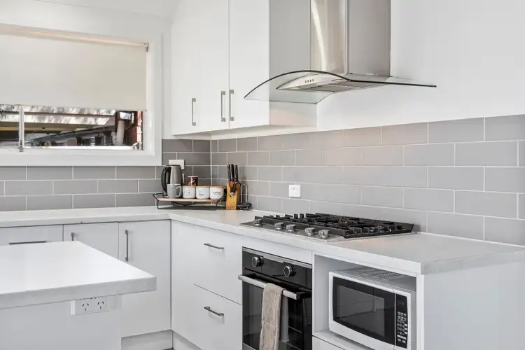 13 Domain Avenue, Para Vista SA 5093