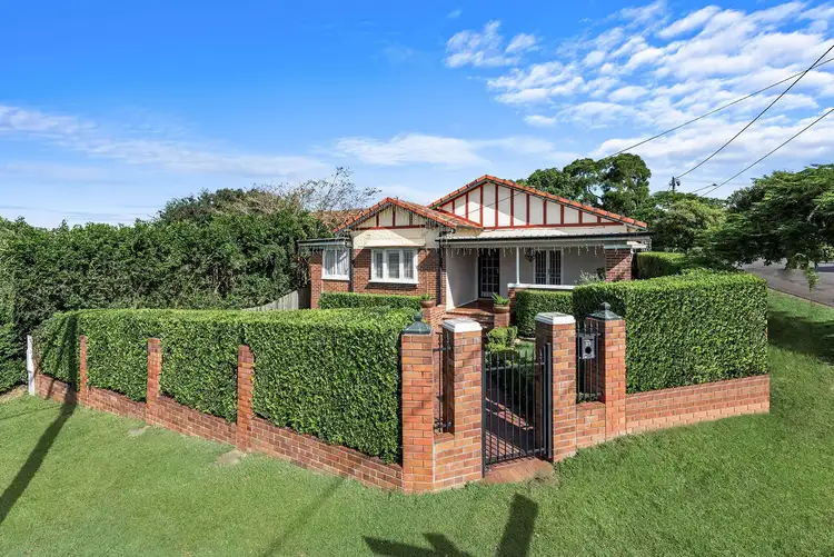 31 Campbell Terrace, Wavell Heights QLD 4012