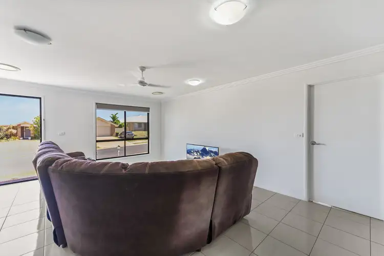 Sixth view of Homely semi-detached listing, 10 Scenic Drive, Emerald QLD 4720