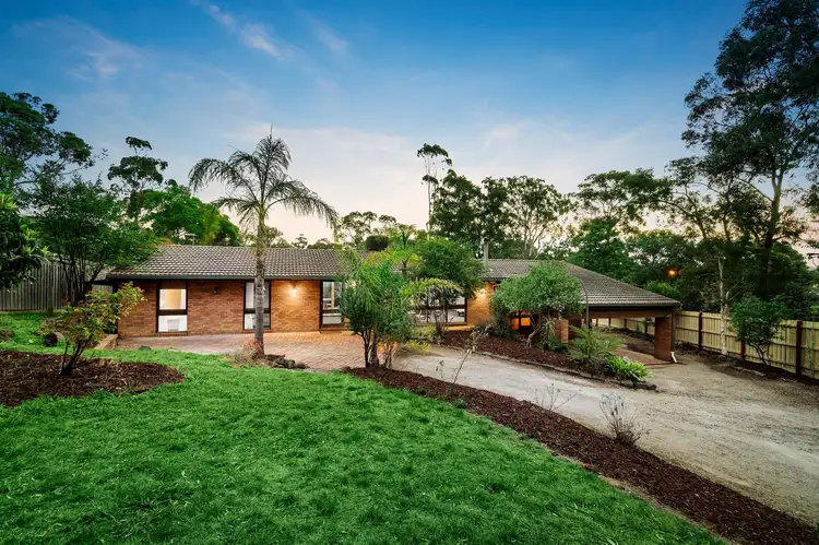 2 Perversi Avenue, Diamond Creek VIC 3089