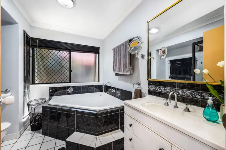 Fifth view of Homely house listing, 8 Saratoga Close, Kirwan QLD 4817