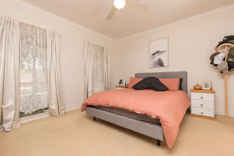 Sixth view of Homely house listing, 4 Georgia Court, Mildura VIC 3500