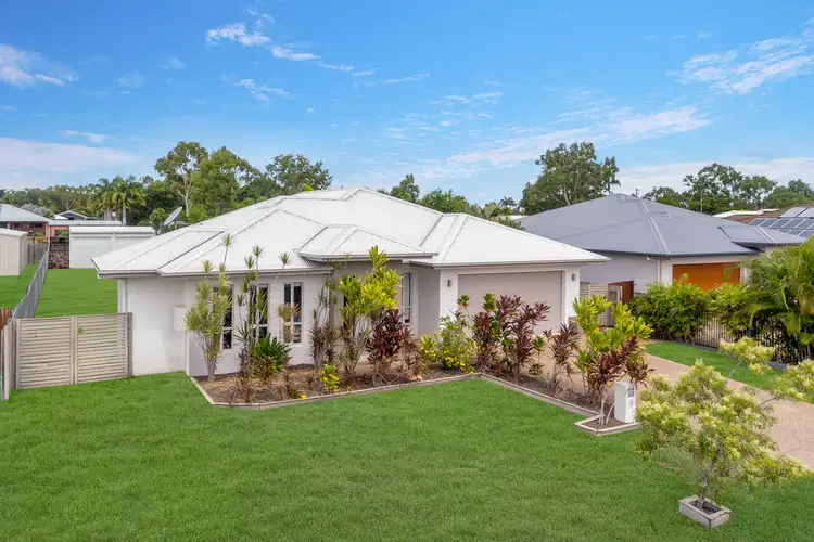 9 Beach Oak Drive, Mount Low QLD 4818