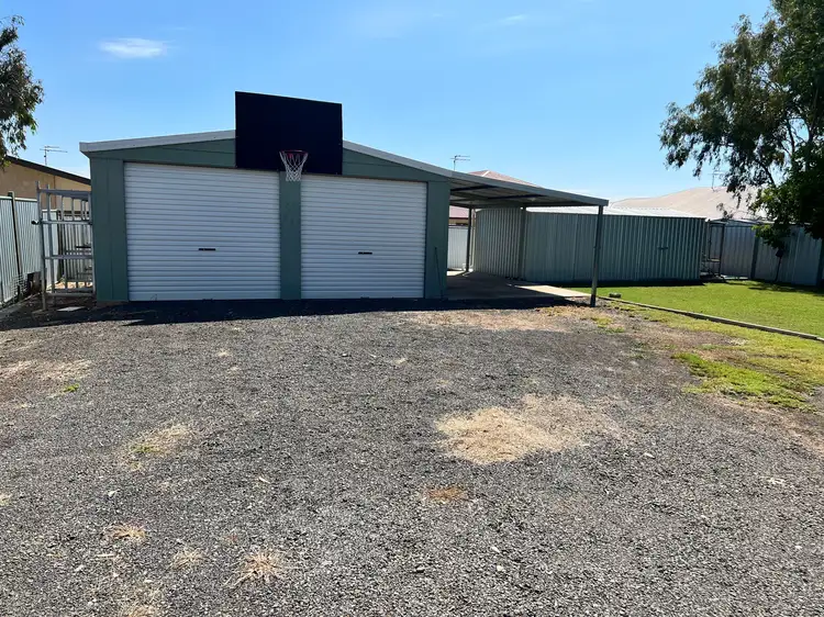 7 Robusta Drive, Roma QLD 4455