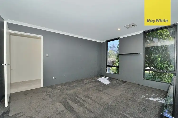 Seventh view of Homely house listing, 11 Kinsale Way, Caversham WA 6055