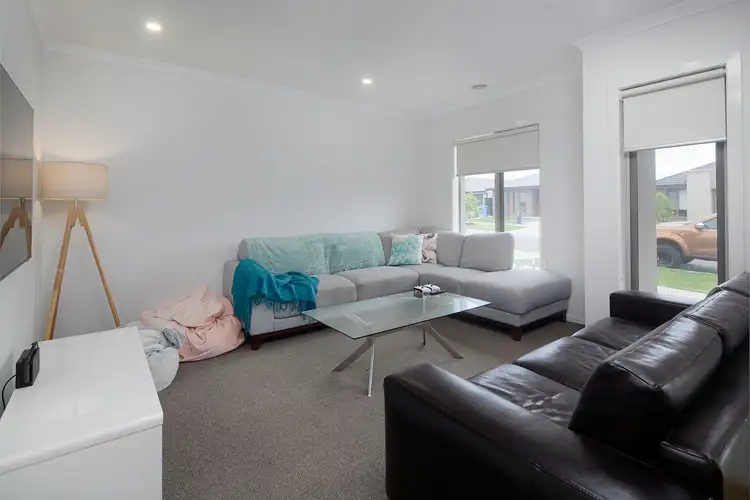 Second view of Homely house listing, 17 Bindarri Grove, Botanic Ridge VIC 3977