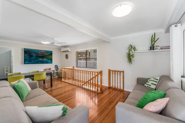 Fourth view of Homely house listing, 7 Praeger Street, Chapel Hill QLD 4069