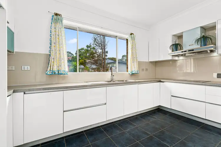 Third view of Homely unit listing, 4/72 Noble Street, Allawah NSW 2218