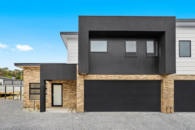 Main view of Homely townhouse listing, 6/73-75 Lake Entrance Road, Oak Flats NSW 2529