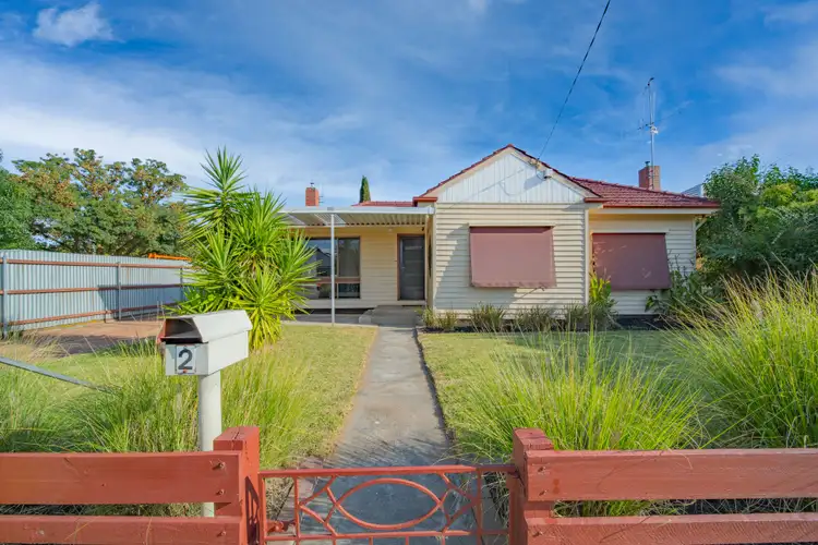 2 Menzies Court, Kangaroo Flat VIC 3555