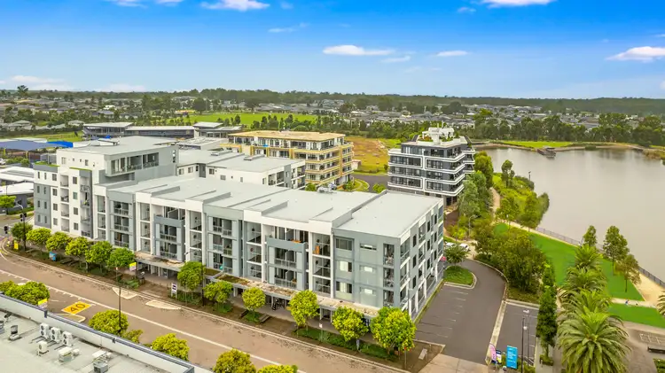 62/56 Lakeside Parade, Jordan Springs NSW 2747