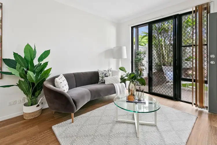 Main view of Homely townhouse listing, 2/4 Clydesdale Avenue, Annerley QLD 4103