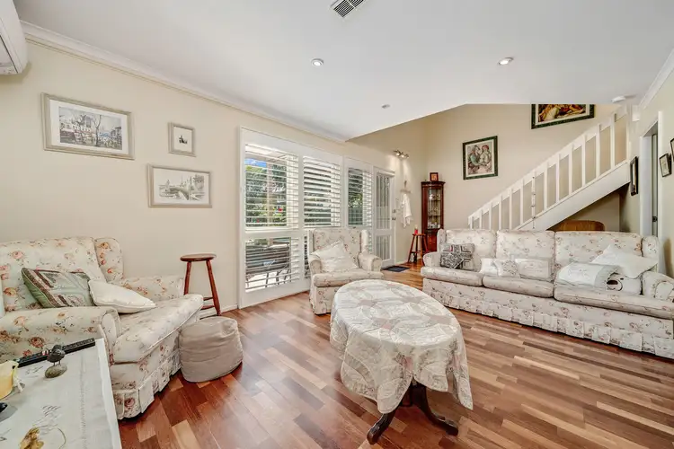 Sixth view of Homely house listing, 10 Porteous Crescent, Theodore ACT 2905