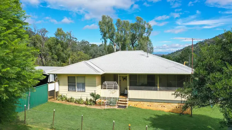 2 Katrina Court, Tamworth NSW 2340