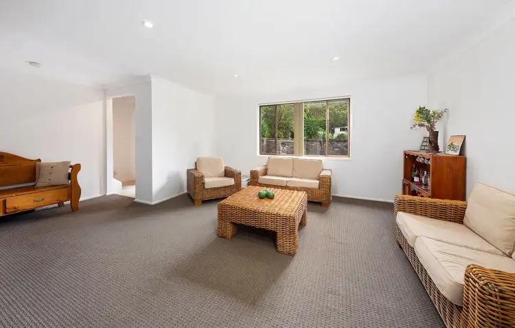 Fifth view of Homely house listing, 2 Nundah Place, Woronora NSW 2232