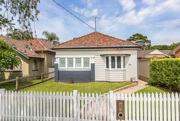 346 Maitland Road, Mayfield NSW 2304