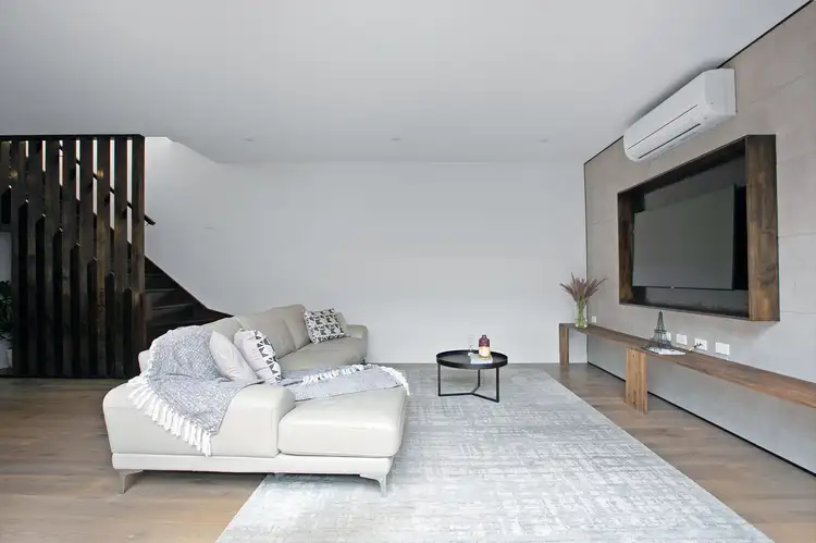 Sixth view of Homely townhouse listing, 2/69 St Vigeons Road, Reservoir VIC 3073