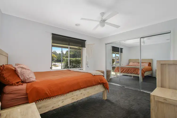 Sixth view of Homely house listing, 1 Beresford Court, West Wodonga VIC 3690