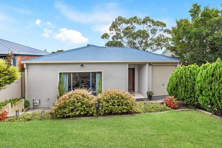 3 Allunga Parade, Berwick VIC 3806