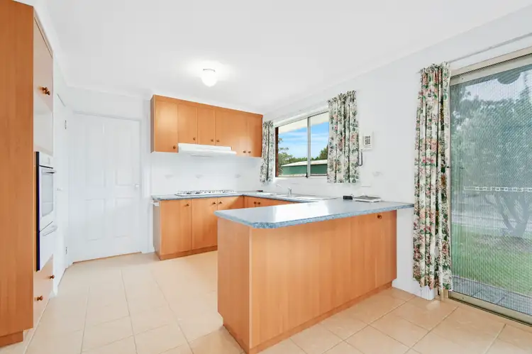 Third view of Homely house listing, 29 Grevillea Place, Pakenham VIC 3810