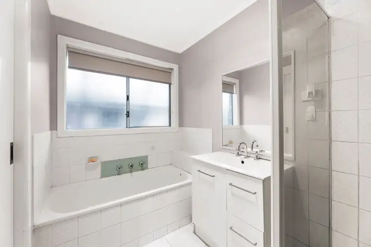 Fifth view of Homely house listing, 261 Betula Avenue, Mill Park VIC 3082