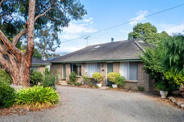 Second view of Homely unit listing, U2/2 Henty Court, Croydon VIC 3136