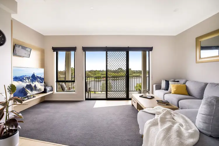 Second view of Homely townhouse listing, 32 Alexander Circuit, Craigieburn VIC 3064