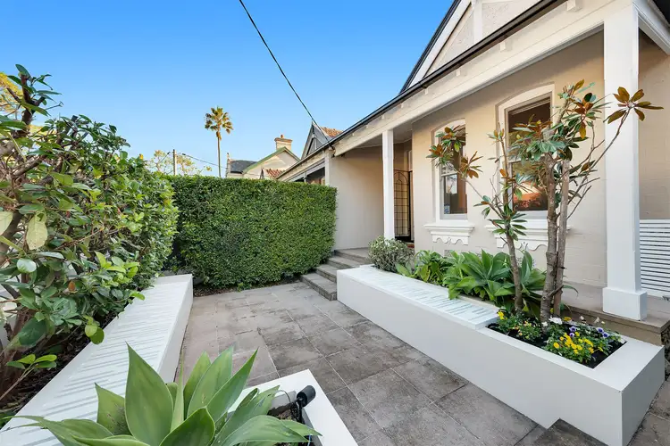 22 Vista Street