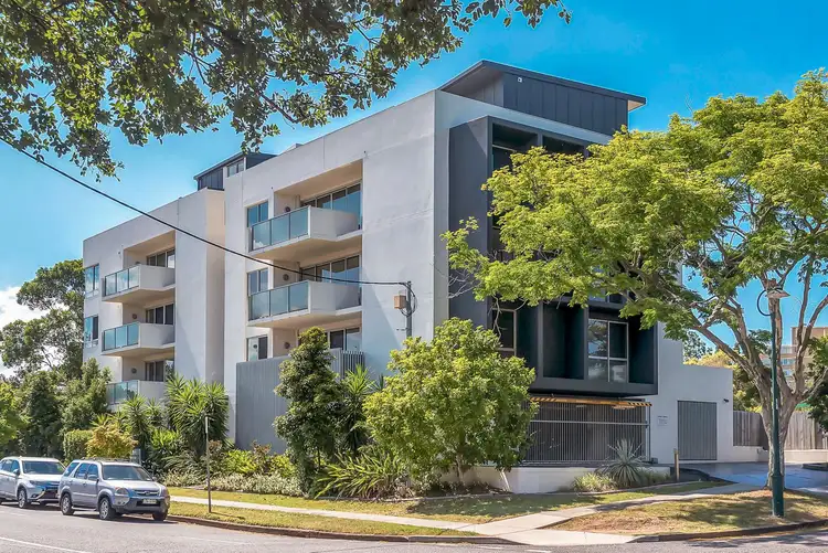 5/320 Sir Fred Schonell Drive, St Lucia QLD 4067