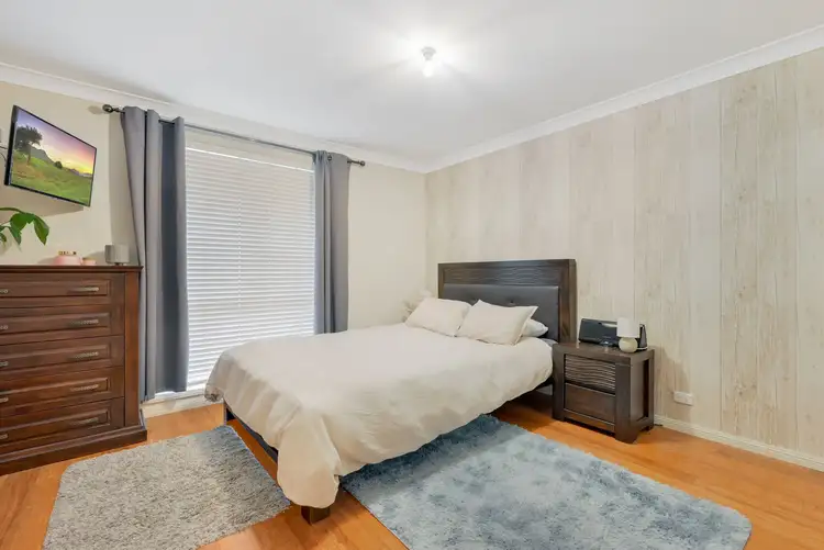 Fifth view of Homely house listing, 1 Grimwig Crescent, Ambarvale NSW 2560