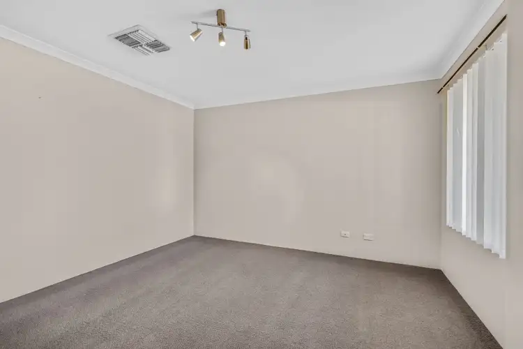 Seventh view of Homely house listing, 7 Aldenham Heights, Halls Head WA 6210