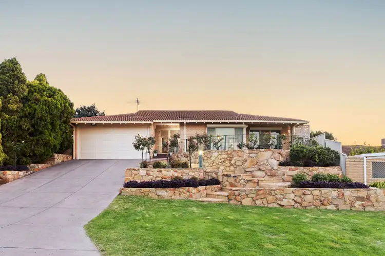 39 Viewcrest Way, Sorrento WA 6020