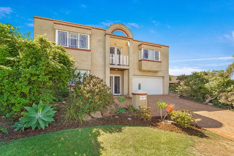 83 Cook Avenue, Hillarys WA 6025