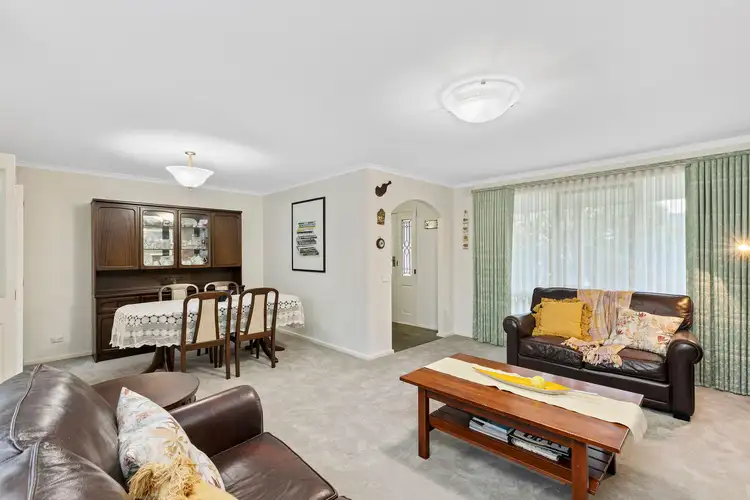 Second view of Homely house listing, 5 Cerise Place, Mulgrave VIC 3170
