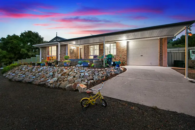 8 Amelia Street, Kapunda SA 5373