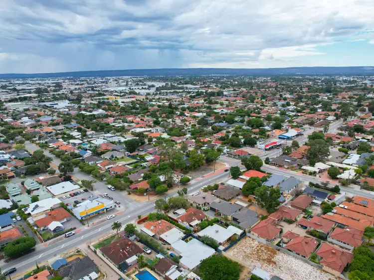 Seventh view of Homely house listing, 13 Chapman Road, St James WA 6102