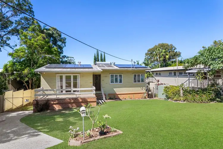 14 Woonara Drive, Petrie QLD 4502
