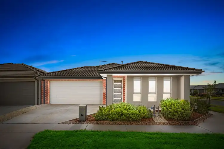 4 Artfield Drive, Werribee VIC 3030