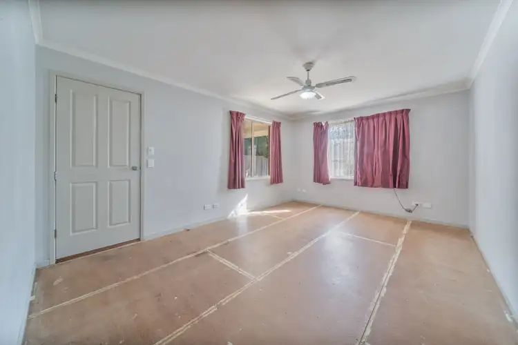 9 Julie Court, Kangaroo Flat VIC 3555